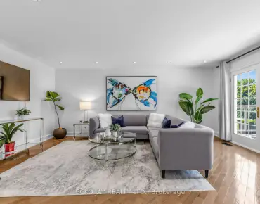 22 Meadowglade Cres Henry Farm - 5 睡房 4 卫生间 2 车位叫价1628000加元