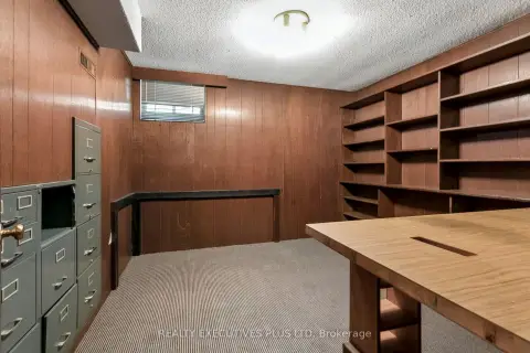 Toronto Bayview Woods-Steeles community 12 Mandel Cres For Sale