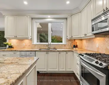 122 Brentcliffe Rd Leaside - 3 beds 4 baths 1 parking space(s) listed at $2399000