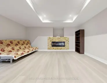 39 Moore Park Ave Newtonbrook West - 4 睡房 6 卫生间 2 车位叫价2998800加元