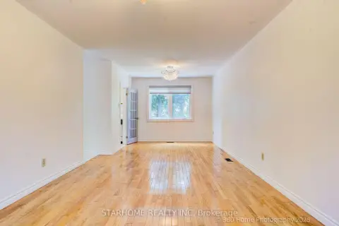 Toronto Henry Farm community 8 Shaughnessy Blvd For Sale