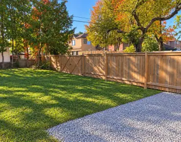 149 Bishop Ave Newtonbrook East - 6 睡房 4 卫生间 1 车位叫价1489000加元