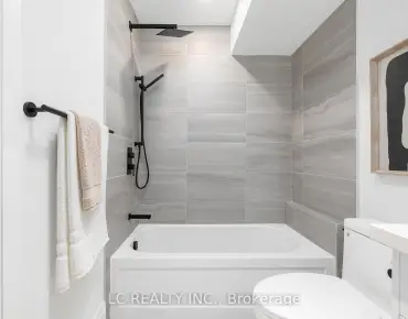 
241 Finch Ave E Willowdale East - 3 beds 3 baths 1 parking space(s) listed at $1099000