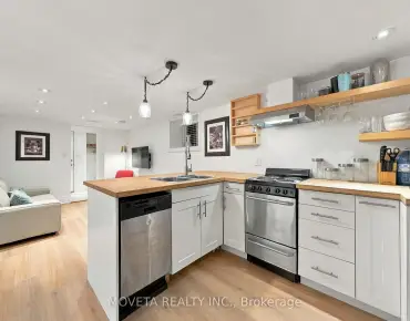 
263 Glenholme Ave Oakwood Village - 5 beds 5 baths  parking space(s) listed at $1879555