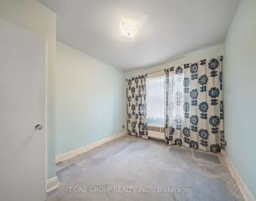 
302 Spring Garden Ave Willowdale East - 3 beds 1 baths 2 parking space(s) listed at $1349000