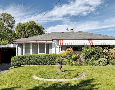 
8 Wallbridge Crt Willowdale West - 3 beds 2 baths 1 parking space(s) listed at $1048000