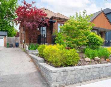 
Elinor Ave Wexford-Maryvale, Toronto 5 beds 9 baths 2 garage $2.475M