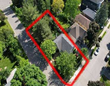 
205 Parkview Ave <a href='https://luckyalan.com/community.php?community=Toronto:Willowdale East'>Willowdale East, Toronto</a> 3 beds 2 baths 1 garage $2.038M