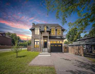 
736 Hillview Cres West Shore, Pickering 4 beds 5 baths 1 garage $2.3M
