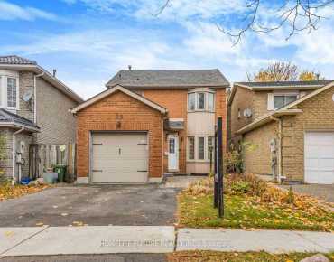 
39 Graybark Cres Highland Creek, Toronto 3 beds 3 baths 1 garage $999K
