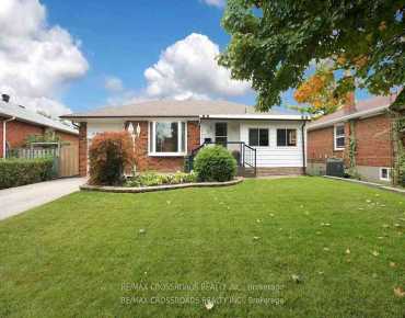 50 king high Ave <a href='https://luckyalan.com/community_CN.php?community=Toronto:Clanton Park'>Clanton Park, Toronto</a> 3 beds 3 baths 0 garage $1.255M