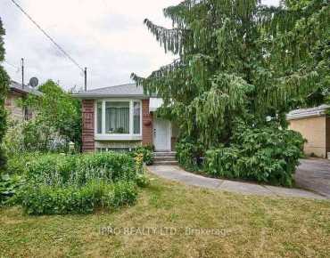 
140 Porchester Dr Dr Woburn, Toronto 3 beds 2 baths 1 garage $1.2M
