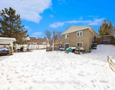 
Neelands Cres Morningside, Toronto 4 beds 4 baths 2 garage $1.45M