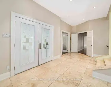 
Rosebank  Woodlands, Pickering 3 beds 4 baths 3 garage $2.25M