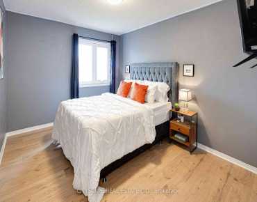 
2015 Lynn Heights Dr Liverpool, Pickering 4 beds 4 baths 2 garage $1.16M