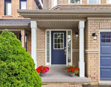 
Glenview  Town Centre, Pickering 3 beds 2 baths 1 garage $999.999K