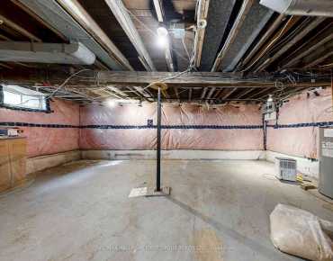 
1117 Windgrove Sq Liverpool, Pickering 4 beds 4 baths 2 garage $999.9K