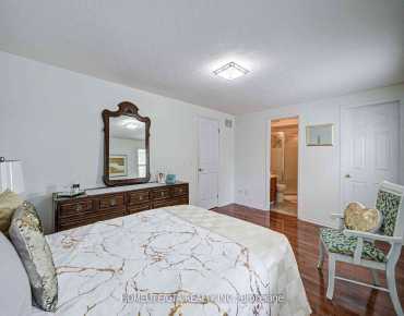 8 Pandora Circ Woburn, Toronto 3 beds 1 baths 1 garage $749.9K