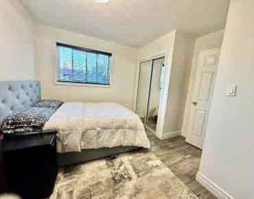 
70 Crossbow Cres <a href='https://luckyalan.com/community.php?community=Toronto:Pleasant View'>Pleasant View, Toronto</a> 4 beds 2 baths  garage $975K