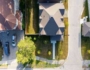 1741 Fairport Rd Dunbarton, Pickering 4 beds 3 baths 2 garage $948.89K
