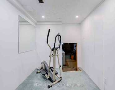 16 Pendle Hill Crt Woburn, Toronto 3 beds 2 baths 1 garage $859.9K