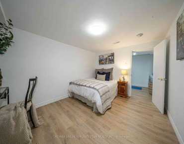 12 Wardencourt Dr Tam O'Shanter-Sullivan, Toronto 3 beds 3 baths 2 garage $1.25M
