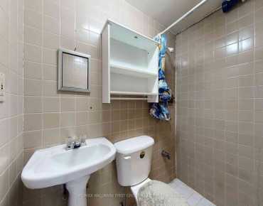 117 Brookmill Blvd L'Amoreaux, Toronto 3 beds 3 baths 1 garage $909.89K
