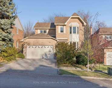 2015 Lynn Heights Dr Liverpool, Pickering 4 beds 4 baths 2 garage $1.16M
