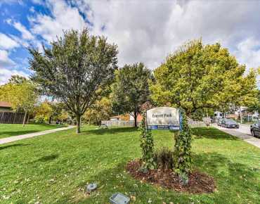 9 Everett Cres Woodbine-Lumsden, Toronto 2 beds 1 baths garage $749K