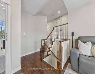 
2015 Lynn Heights Dr Liverpool, Pickering 4 beds 4 baths 2 garage $1.16M