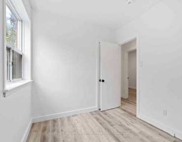 73 Trinnell Blvd Clairlea-Birchmount, Toronto 3 beds 2 baths  garage $889K
