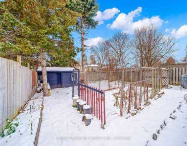 24 Hurley Cres Bendale, Toronto 3 beds 2 baths  garage $1.08M
