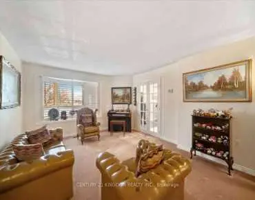 
521 Sundown Cres Woodlands, Pickering 4 beds 5 baths 2 garage $1.319M