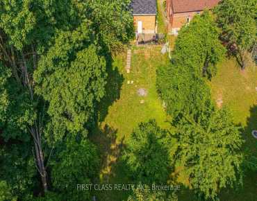 
75 Upwood Ave Rustic, Toronto 4 beds 3 baths  garage $875K