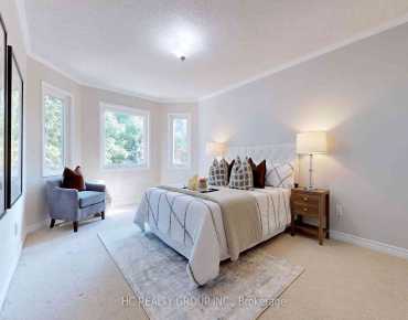 883 Darwin Dr Liverpool, Pickering 4 beds 4 baths 2 garage $1.4M