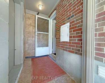 9 Benlight Cres Woburn, Toronto 3 beds 2 baths 2 garage $1.099M