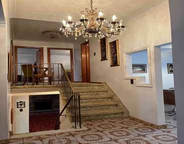 142 Greenbrae Crct Woburn, Toronto 3 beds 3 baths 1 garage $899.99K