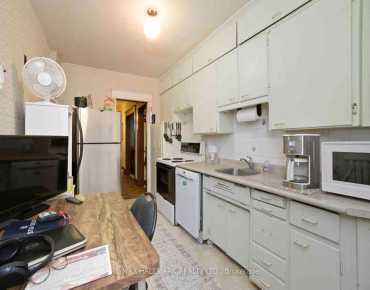 
Heath  <a href='https://luckyalan.com/community.php?community=Toronto:Rosedale-Moore Park'>Rosedale-Moore Park, Toronto</a> 3 beds 3 baths 1 garage $1.895M