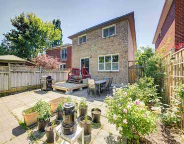 1093 Glenanna Rd Liverpool, Pickering 4 beds 4 baths 2 garage $1.198M