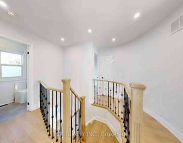 1093 Glenanna Rd Liverpool, Pickering 4 beds 4 baths 2 garage $1.2M