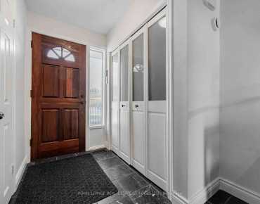 
clinton  Trinity-Bellwoods, Toronto 4 beds 4 baths 2 garage $1.45M