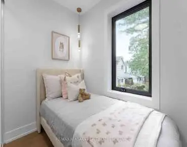 
LEE  The Beaches, Toronto 3 beds 4 baths  garage $1.499M