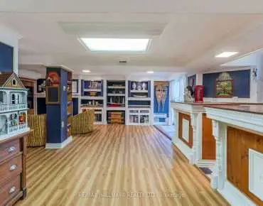 
1239 Barnwood Sq Liverpool, Pickering 4 beds 4 baths 2 garage $1.18M