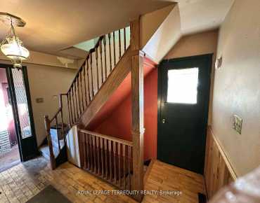 527 Carmello Crt West Shore, Pickering 3 beds 3 baths 1 garage $705K