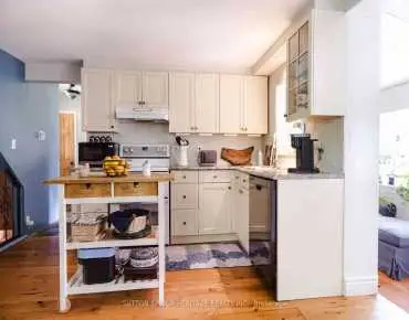 
1150 Skyridge Blvd Rural Pickering, Pickering 4 beds 3 baths 2 garage $998K