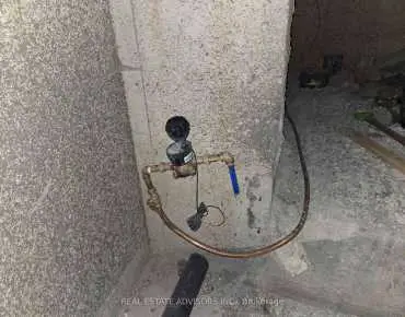 
31 Boundy Cres L'Amoreaux, Toronto 3 beds 3 baths 1 garage $1.12M