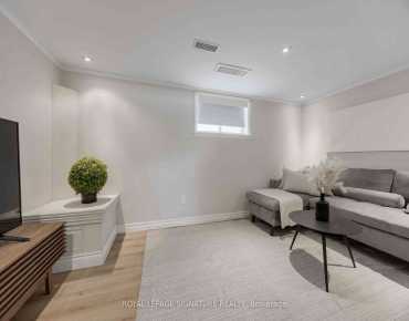 405 Pharmacy Ave Clairlea-Birchmount, Toronto 3 beds 2 baths 2 garage $998K