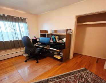 
Norlong  East York, Toronto 3 beds 3 baths  garage $1.189M