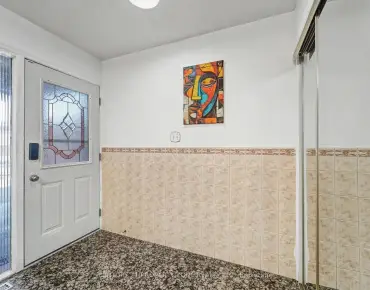 16 Chad Cres Malvern, Toronto 3 beds 3 baths 1 garage $900K
