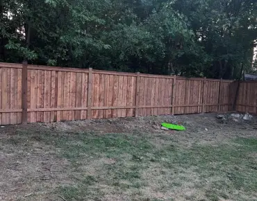 
182 Duplex Ave <a href='https://luckyalan.com/community.php?community=Toronto:Yonge-Eglinton'>Yonge-Eglinton, Toronto</a> 4 beds 3 baths  garage $1.998M